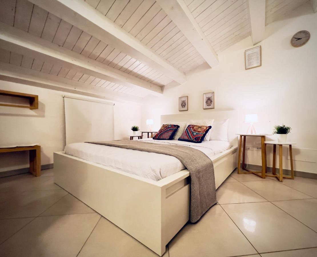 נוטו Rooms 153 Principe Umberto מראה חיצוני תמונה