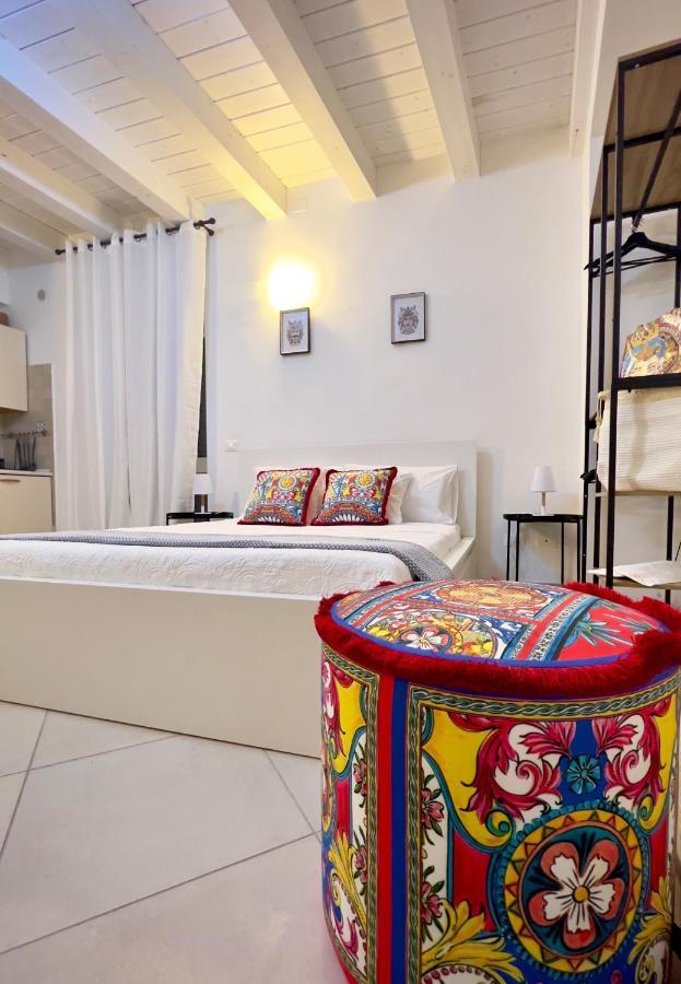נוטו Rooms 153 Principe Umberto מראה חיצוני תמונה